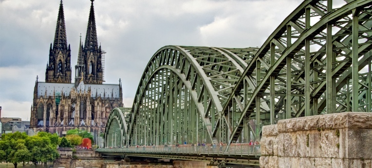 Hohenzollernbrücke und Kölner Dom